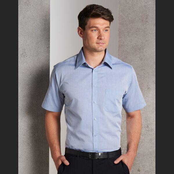 WINNING SPIRIT Men's Fine Chambray Short Sleeve Shirt Thumbnail